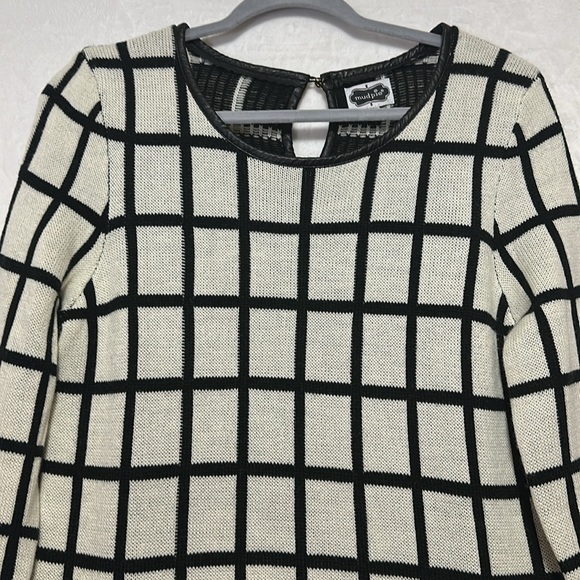 Mudpie Windowpane Tunic Sweater Dress Size Medium - Picture 2 of 7